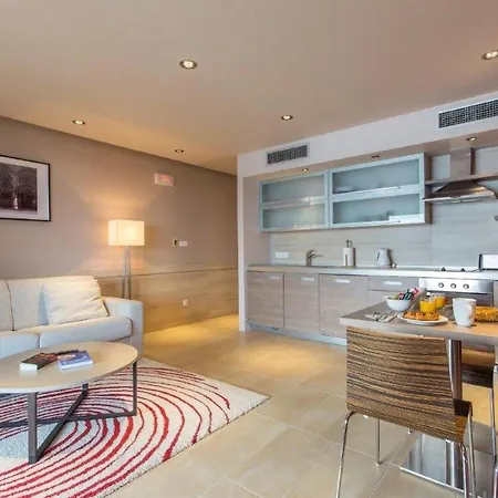 3 Bedroom In Apartmán Molunat